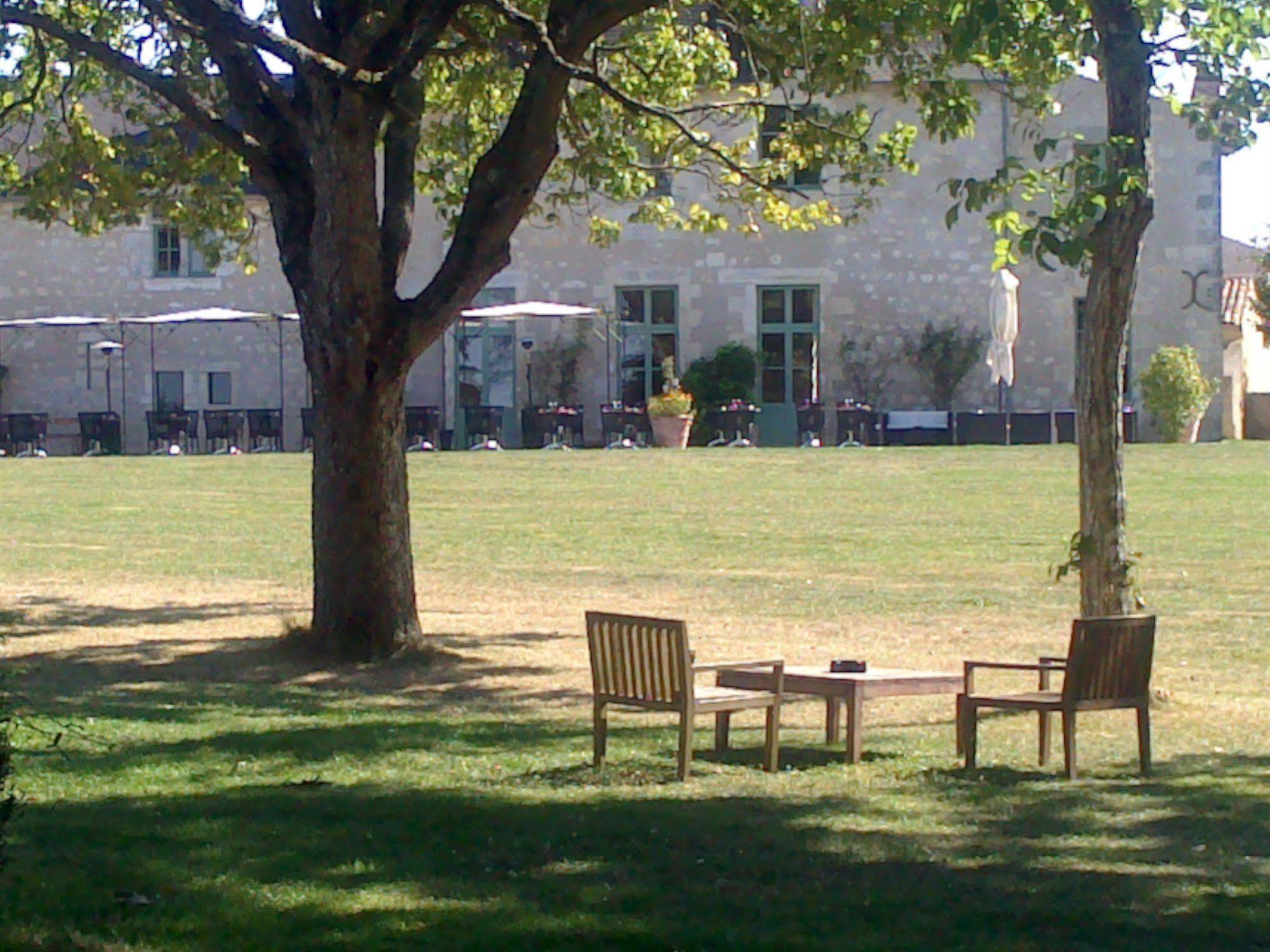 Domaine Du Normandoux, The Originals Relais Hotel Tercé Exterior foto